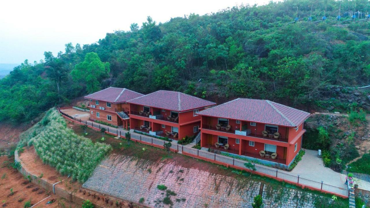 The Estate Resort , Mangalore Mudbidri Kültér fotó